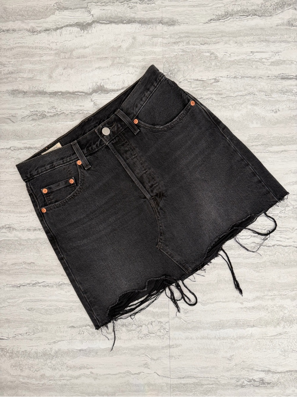LEVI’S 501 Black Denim Skirt